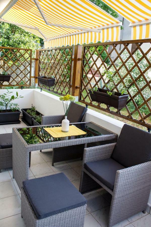 Apartment Kaya พูลา ภายนอก รูปภาพ