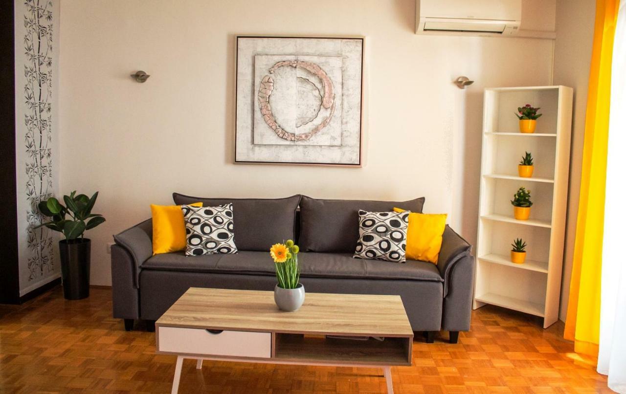 Apartment Kaya พูลา ภายนอก รูปภาพ