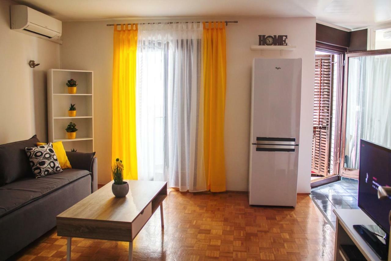 Apartment Kaya พูลา ภายนอก รูปภาพ